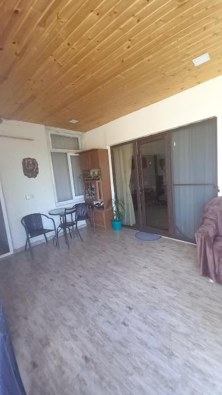 Cherqe Guest House room 2